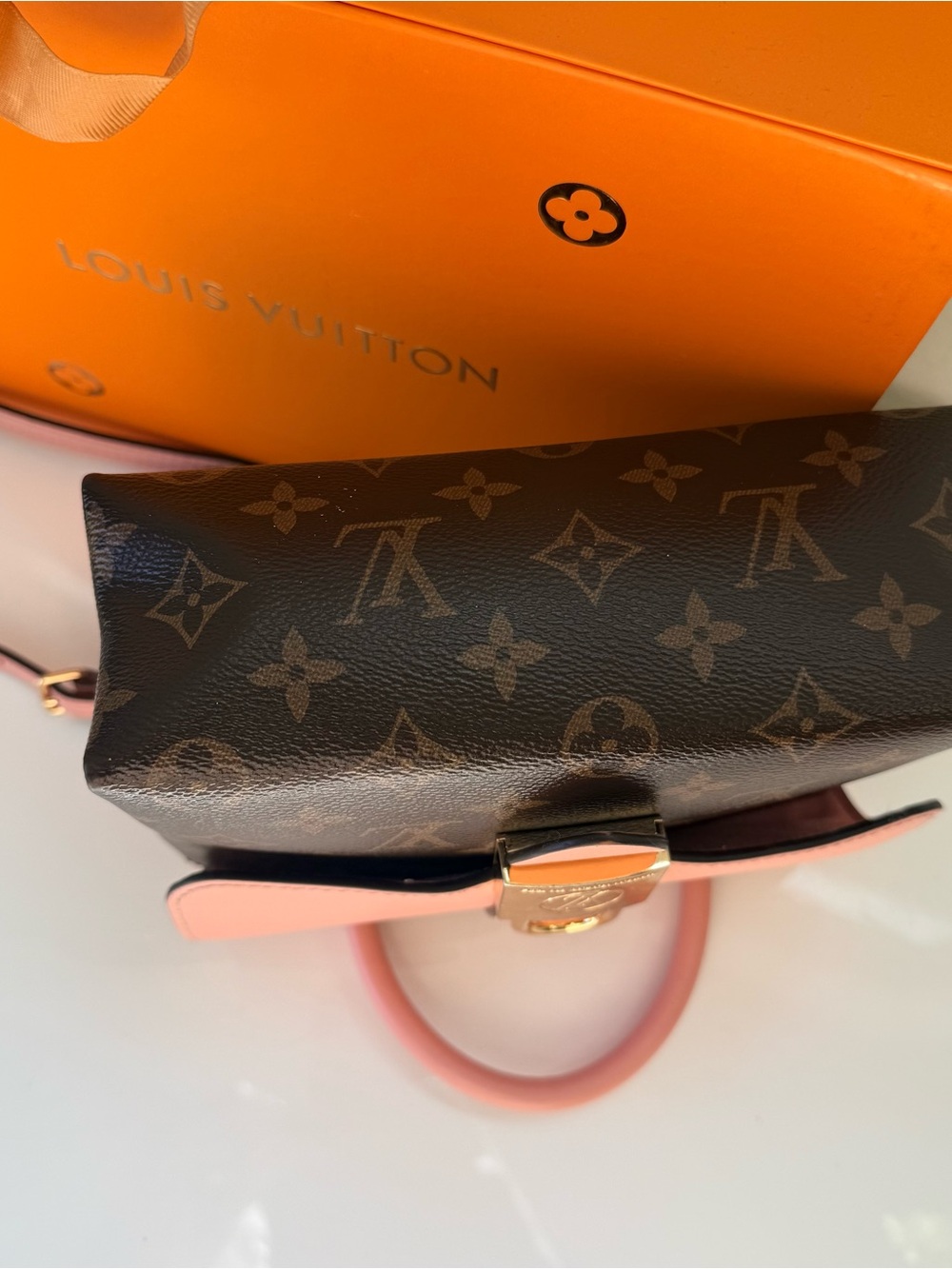 Louis Vuitton Pink Locky BB Handle Satchel - Picture 5 of 14